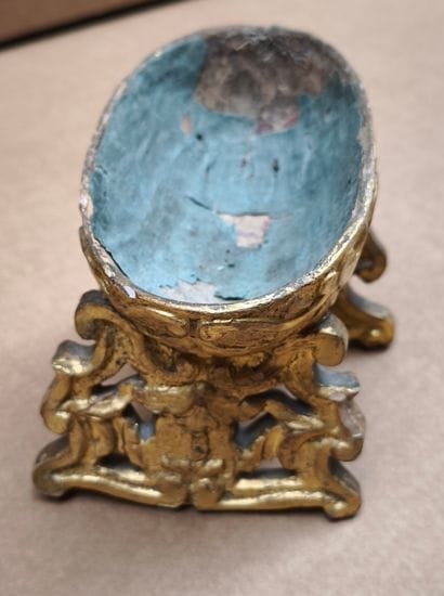 ITALY, 19th century
Small semi-oval cradle...