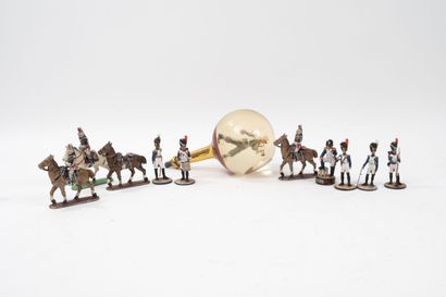 Lot of toys:
- Four horses and three dragons...