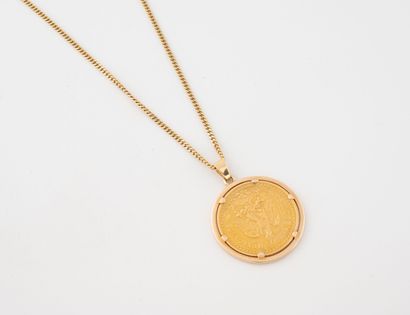Collier en or jaune (750) composé d'une chaîne...