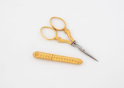 Part of a sewing kit in yellow gold (750),...