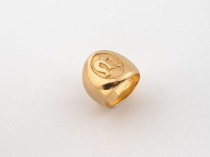 Band ring in yellow gold (750). 
Cyphered...