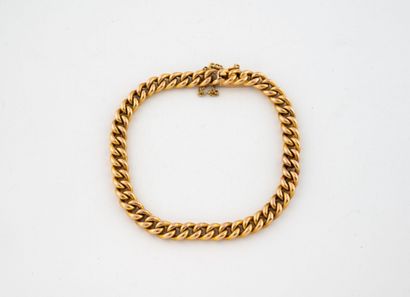 Small bracelet in yellow gold (750) with...