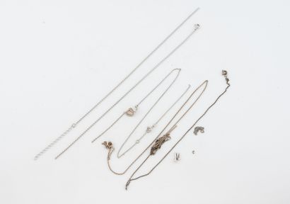 Scrap silver chain (800).
Weight: 11 g.