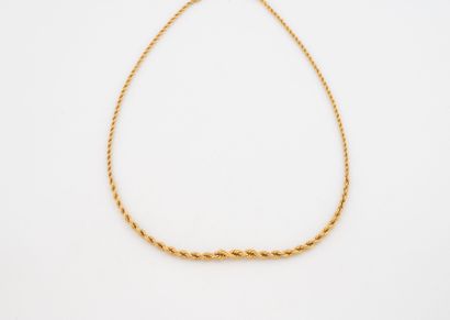 Necklace in yellow gold (750) with falling...