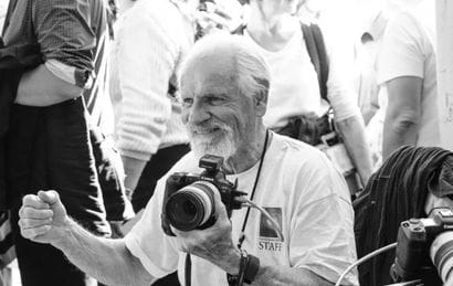 Photo de famille par Yann Arthus-Bertrand...