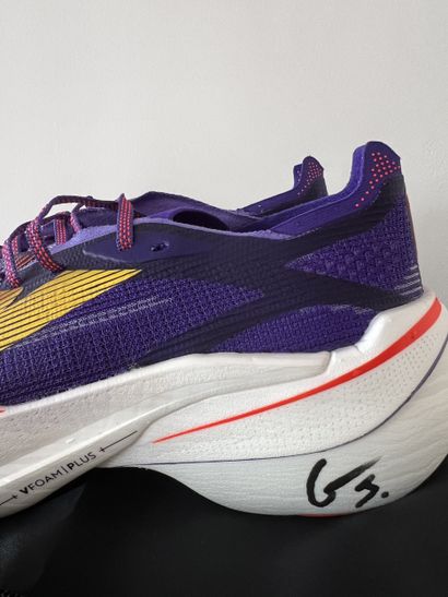 Pair of KD900X LD+ sneakers signed by Jimmy...