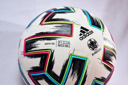 Official used ball - Quarter-final match...