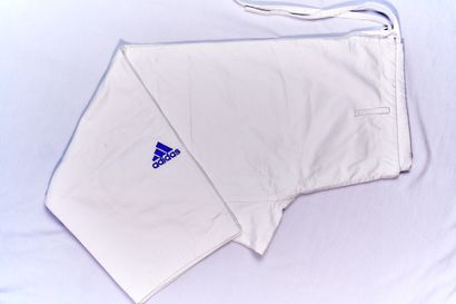 Official judogi of the French Judo Team (size...