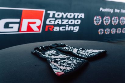 OMP gloves worn and signed by Sébastien Ogier...