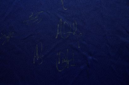 Official XV de France jersey - size 2XL

Brand...