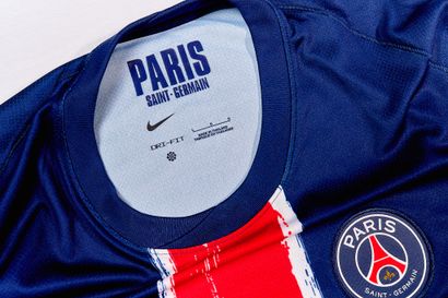 Official signed PSG jersey - Season 2024/2025...