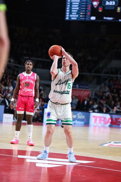 Limoges CSP basketball jersey signed by Nicolas...