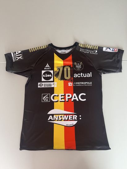 PAUC Handball jersey signed by Philippe Gardent...