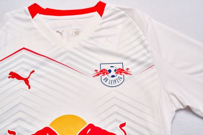 2 - RB Leipzig autographed jersey - Size...