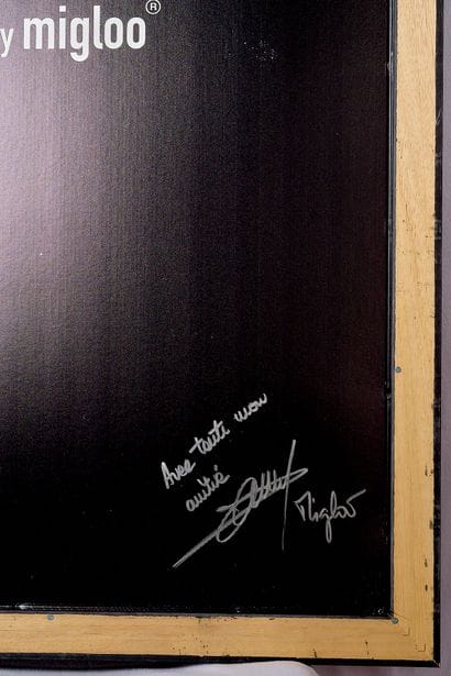 Moulded bust - RC Lens jersey signed by the...
