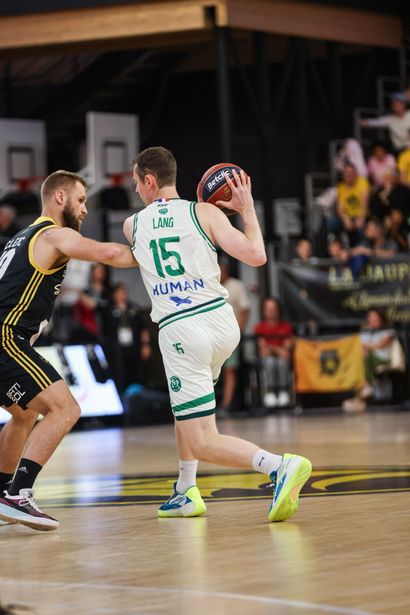 Limoges CSP basketball jersey signed by Nicolas...