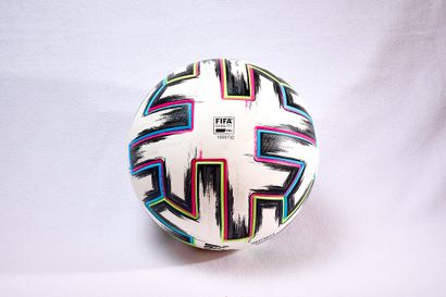 Official used ball - Quarter-final match...