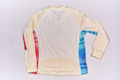 Ensemble de la tenue olympique Paris 2024...