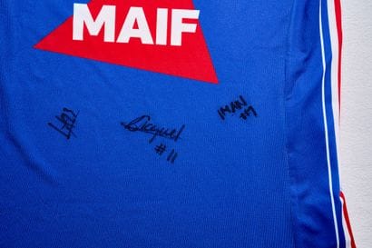 French women's volleyball team blue jersey...