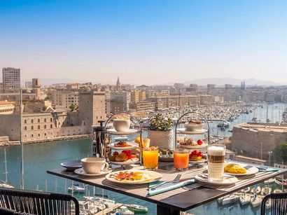Sofitel de Marseille***** : One night for...