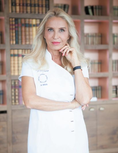Aesthetic consultation with Doctor Ghislaine...