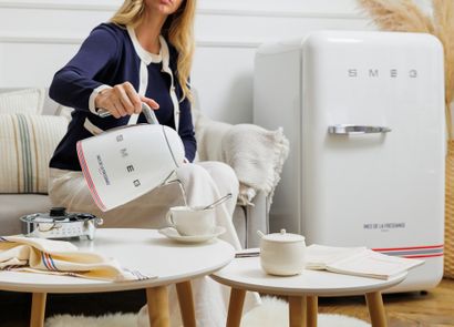 White electric kettle and toaster, 50's design...