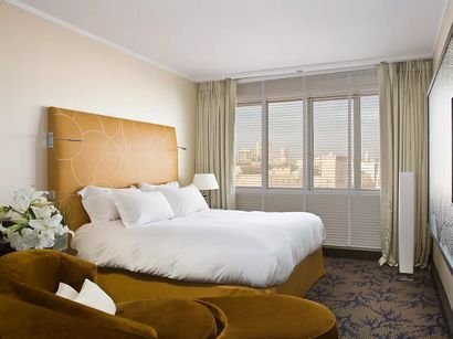 Sofitel de Marseille***** : One night for...