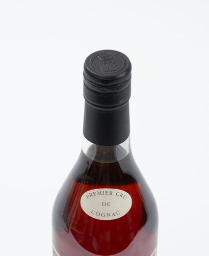 COGNAC
1 bottle.
Souvenir impérial 1811-2011.
Navarre.
Premier...