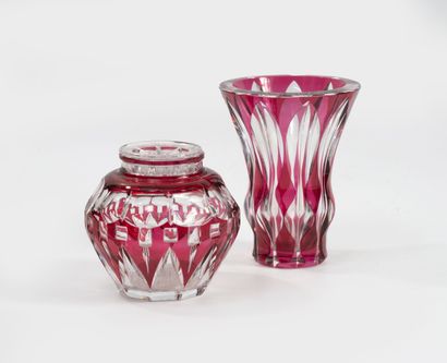 VAL SAINT-LAMBERT
Set comprising two two-tone...