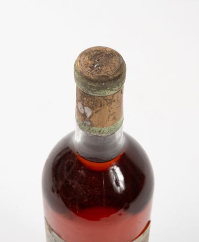 CHÂTEAU D'YQUEM LUR SALUCES
1 bottle, 1950.
White...