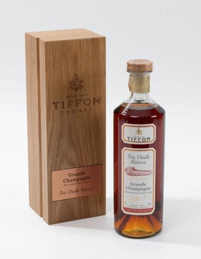 COGNAC
1 bottle.
Tiffon.
Grande Champagne...
