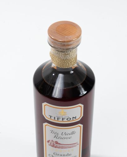COGNAC
1 bottle.
Tiffon.
Grande Champagne...