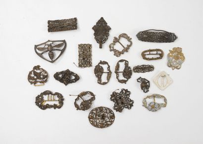 Set of 20 stamped metal belt buckles or belt...