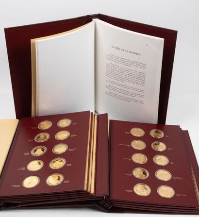 FRENCH HISTORY IN MEDALS
Three albums containing...