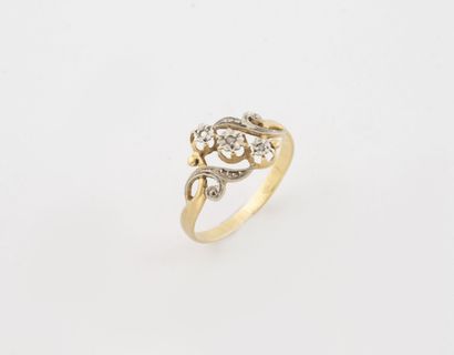 Bague en or jaune et gris (750) ornée de...