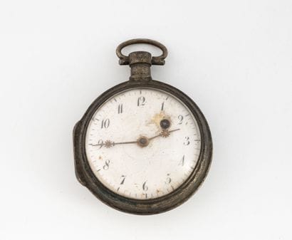 Silver gousset watch (800).
White enameled...