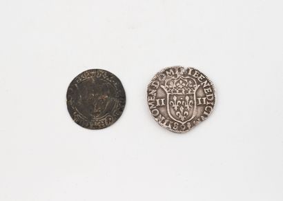 Lot including:
- A quarter silver shield,...