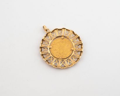 Yellow gold (750) pendant adorned with a...