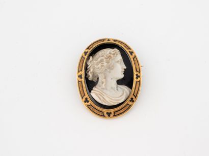 FRANCE, late 19th century
Yellow gold (750)...