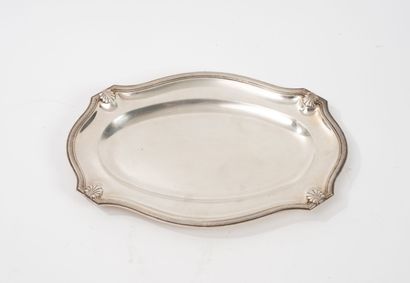 Petit plat en argent (950) de forme oblongue...