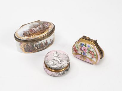 EUROPE, XIXème-XXème siècle
Trois boîtes...