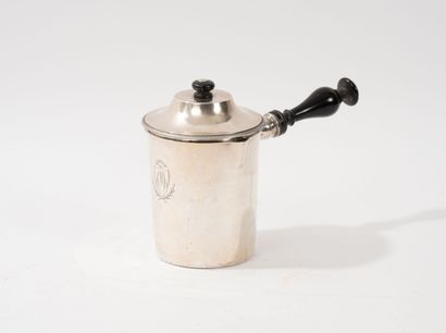 Laitière couverte en argent (950) uni, chiffrée...