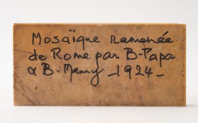 Presse-papier rectangulaire en marbre jaune...