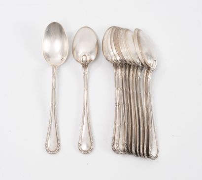 Suite d'onze petites cuillers en argent (950)...