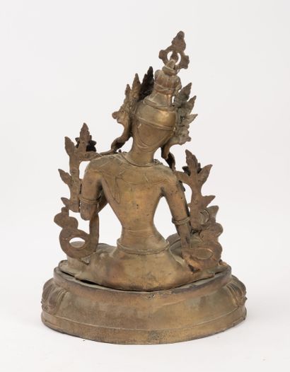 TIBET / NEPAL, XIXème siècle
Tara assise...