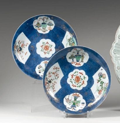 CHINE
Paire de plats creux circulaires en...