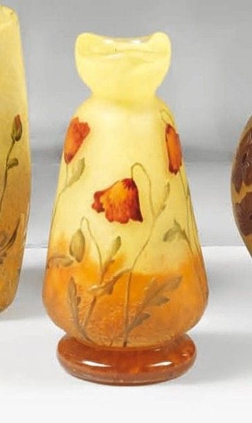 DAUM Nancy
Petit vase balustre de section...