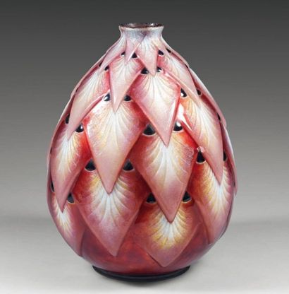 Camille FAURÉ (1874-1956)
Vase de forme ovoïde...