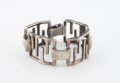 Bracelet en argent (800) à larges maillons...