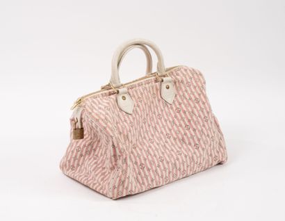 Louis VUITTON 
Sac modèle Speedy 30 cm en...